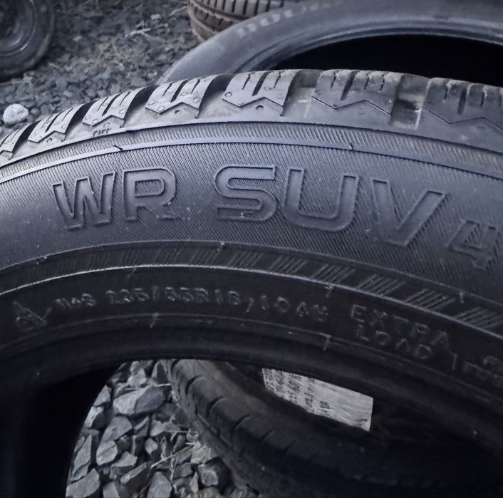 Шини 235 55 R18 Nokian, Зима, як нові