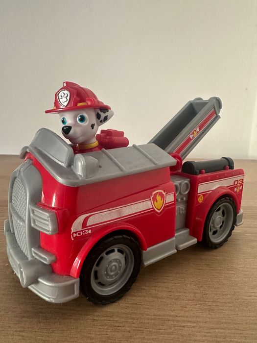 Psi Patrol Marshall Wóz Strażacki i Figurka