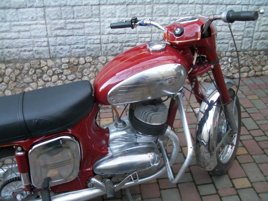 продам яву 360 старушку