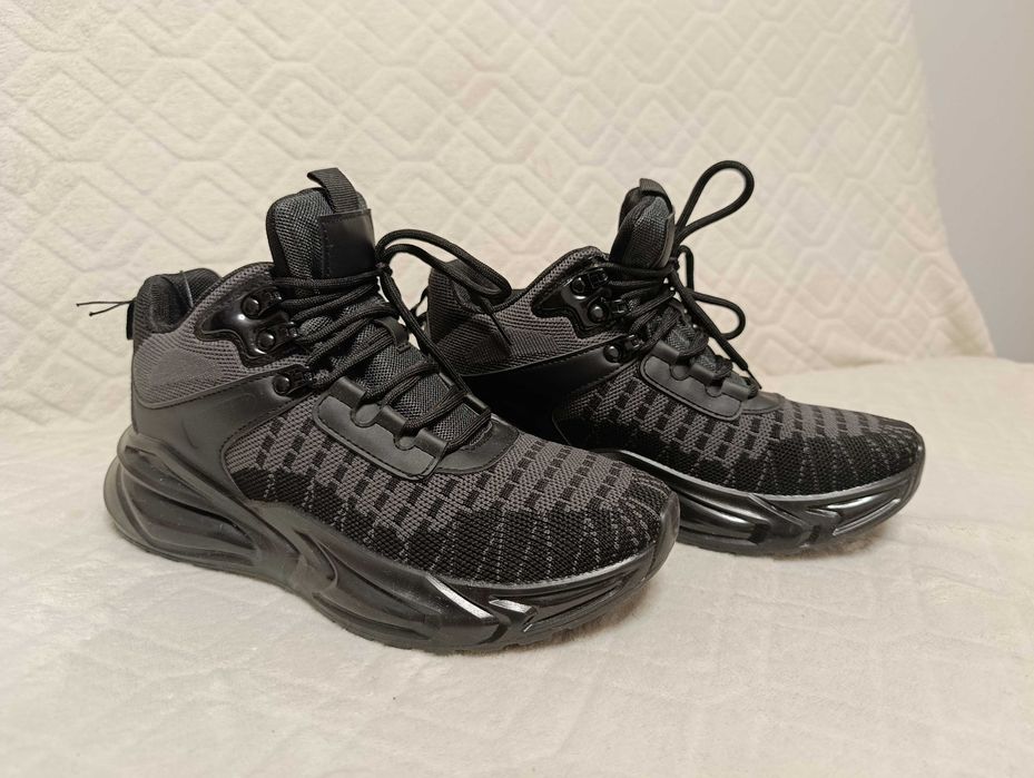 Nowe buty sportowe młodzieżowe r. 39 /25cm