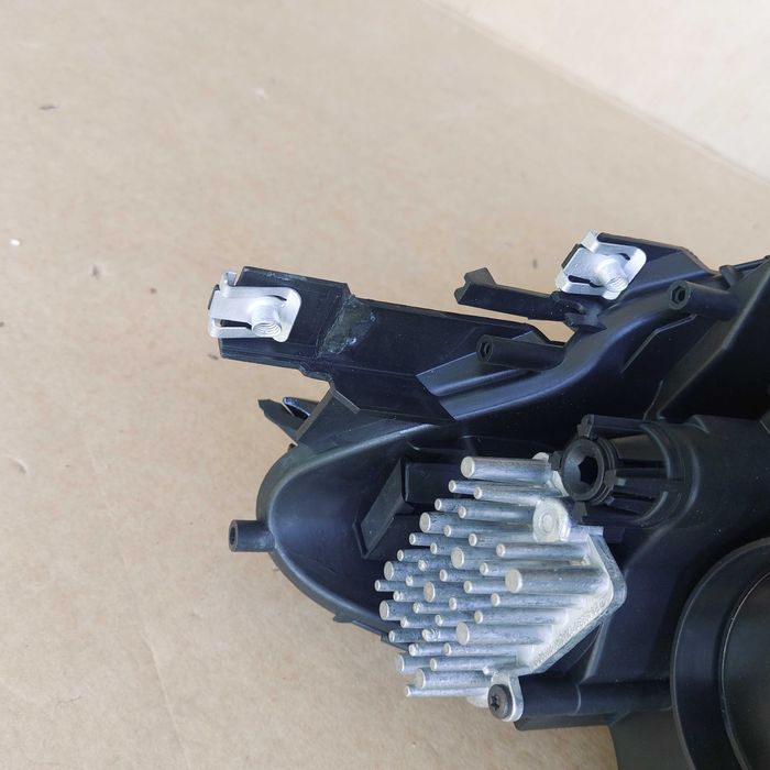 Reflektor Lampa Vw Tiguan 5NA Lift prawa nowa oryginał