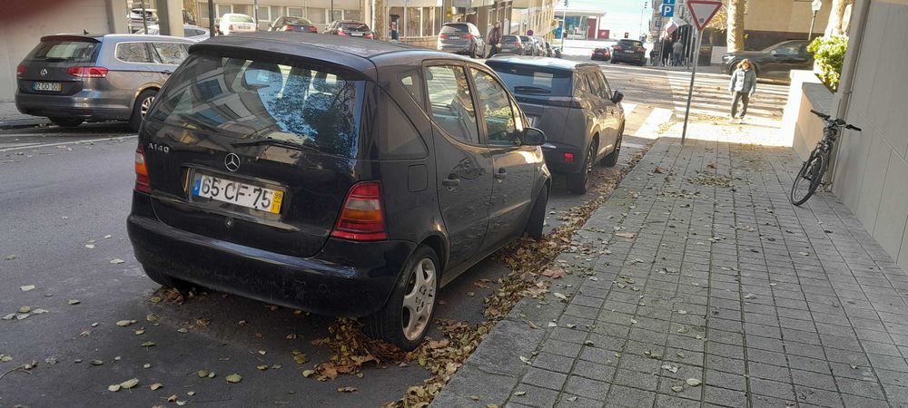 Mercedes A 140 gasolina 1999 foto 3