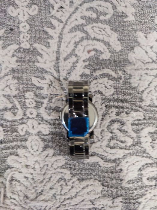 Годинник наручний, кварцевий