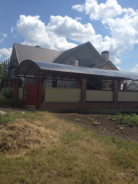 Продам дом в Орловщине . Хозяин. 24 сотки