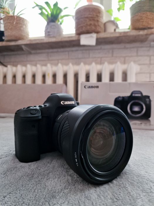 Canon EOS 6D Mark II + grip + obiektyw SIGMA ART 24-105m