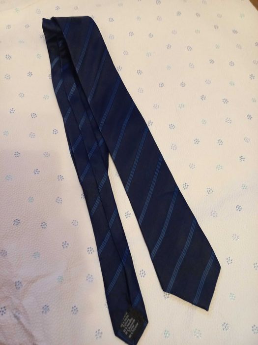 Синий галстук деловой  в точку классика варианты бренды