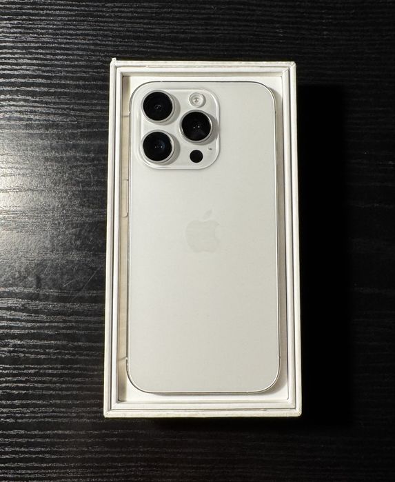 iPhone 15 Pro White Titanium