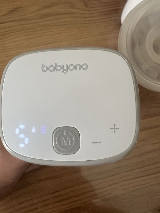 BabyOno молоковідсмоктувач вільні руки