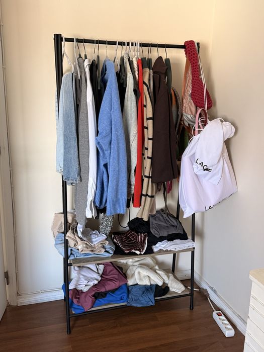 Vendo conjunto de moveis/aparador/comoda/espelho