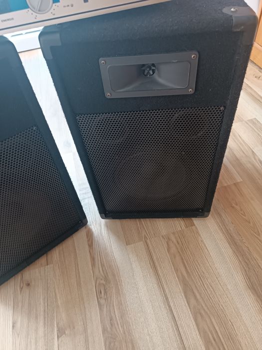 Wzmacniacz+dwie kolumny 480w