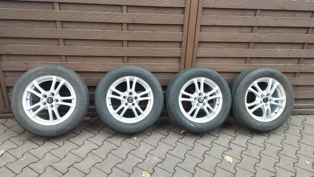 Koła zimowe 215\60 R16