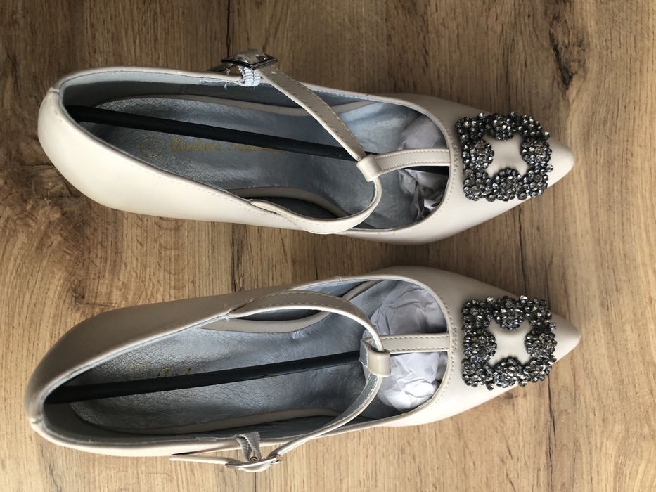 Sprzedam nowe buty
