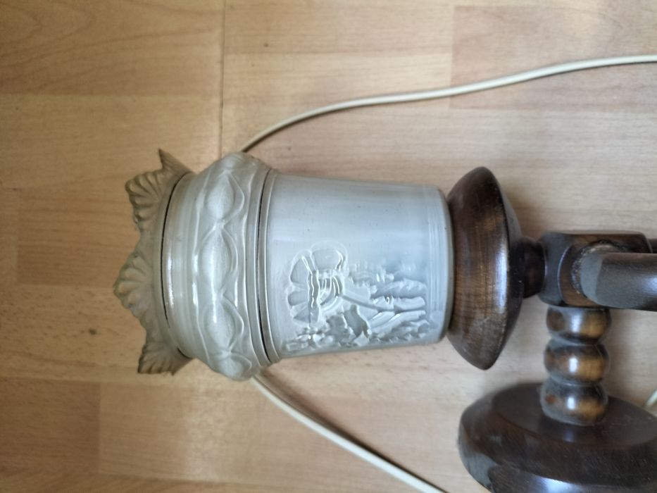 Szklany klosz z oprawą