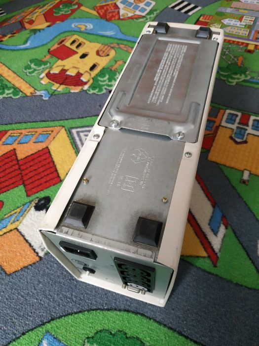 Джерело безперебійного живлення (ДБЖ) APC Back-UPS 650