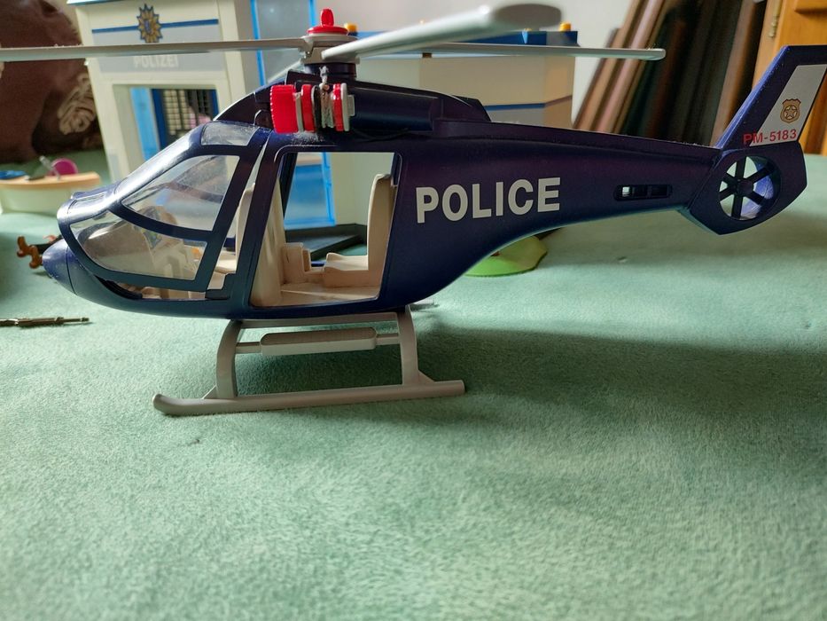 Playmobil policja komisariat mega zestaw