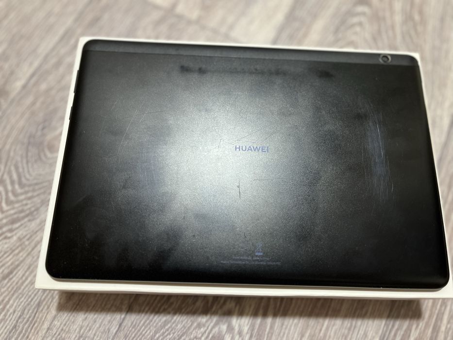 Планшет Huawei 32Гб