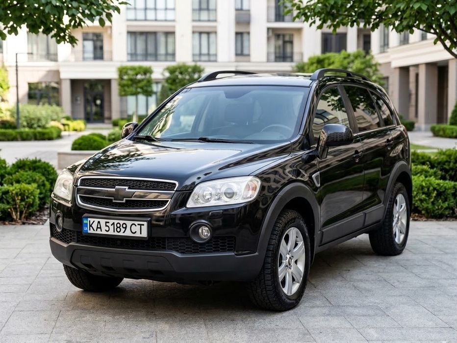 Chevrolet Captiva 2007 року випуску.