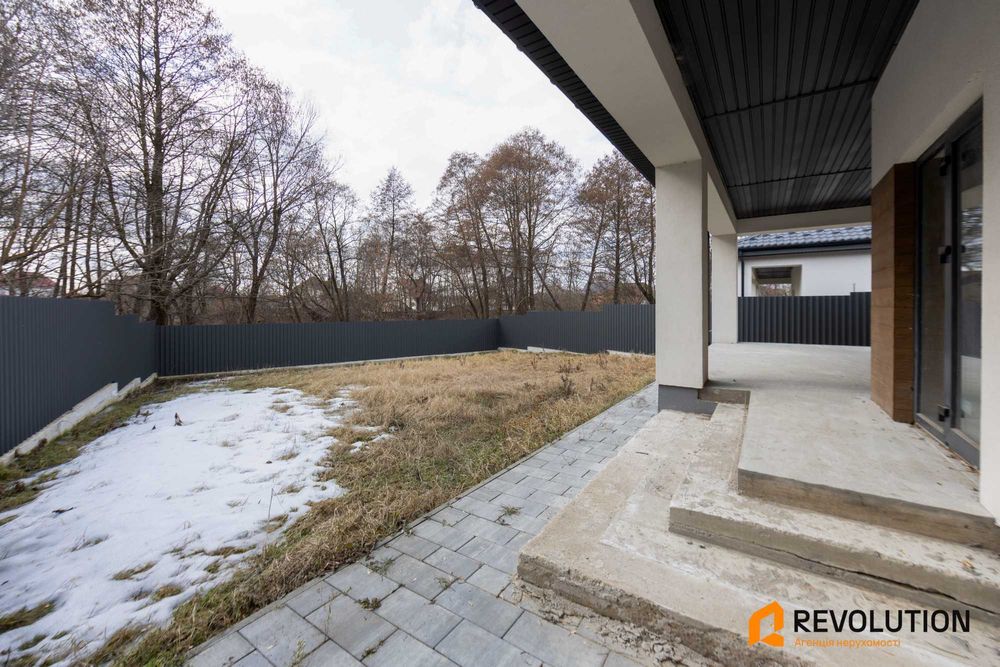БЕЗ% Продаж сучасного одноповерхового будинку з великою терасою 150 метрів в невеличкому котеджному містечку в Американському стилі село Гнідин ГАЗ