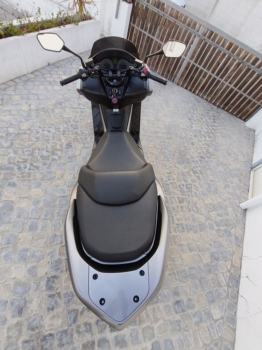 Scooter Honda FORZA 300 + novas fotos