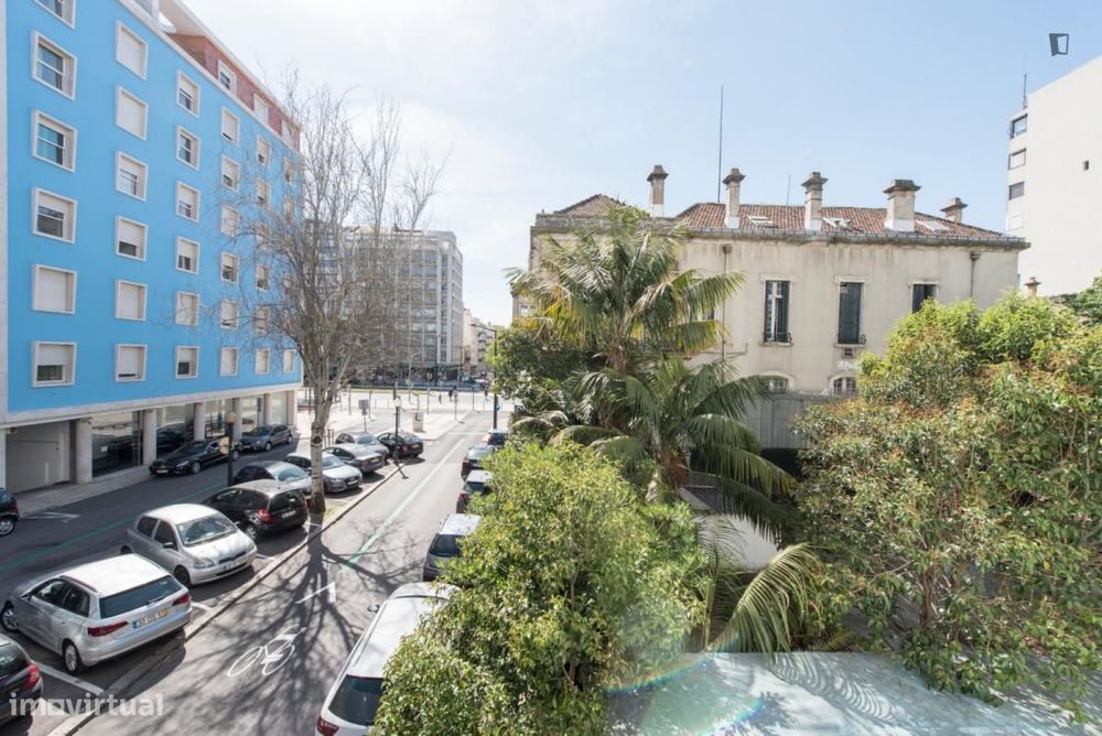 Quarto - localizado em Saldanha Lisbon