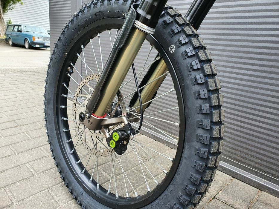 Резина Sur-ron/Talaria  70/100- 19 CST родная оригинал новая и б/у