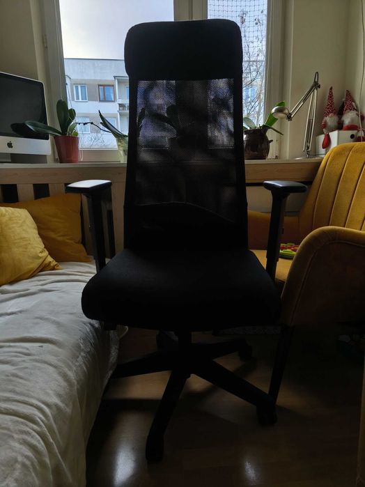 Fotel biurowy Ares mesh Unique czarny