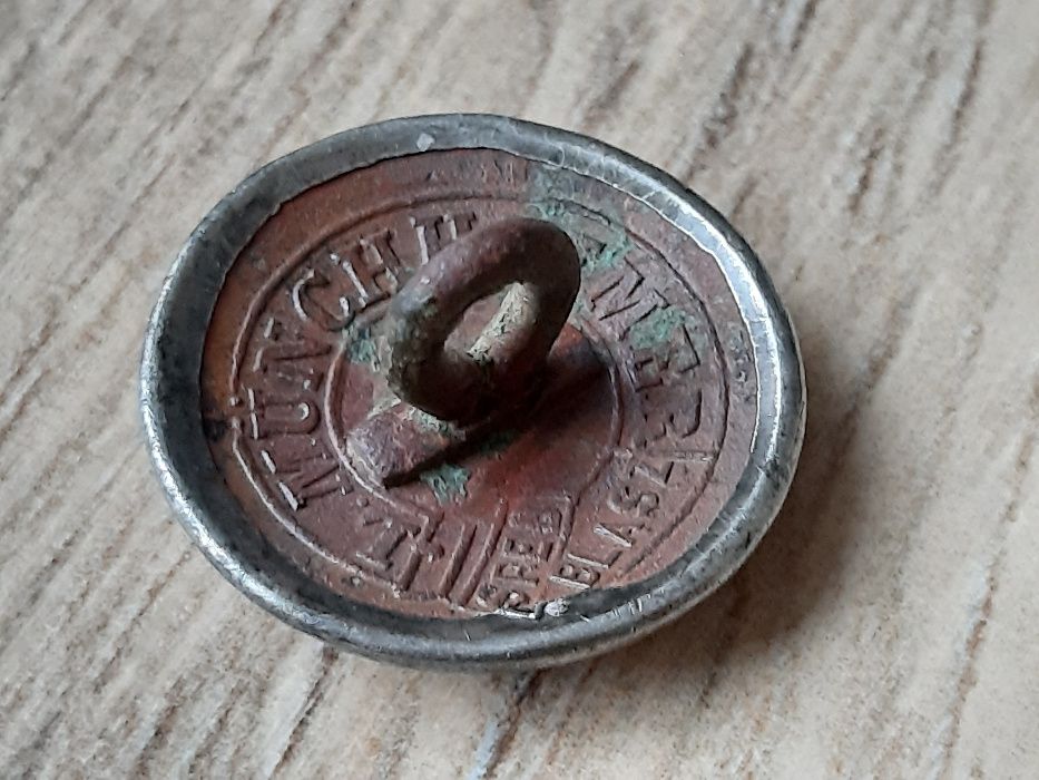 Stary srebrny guzik Oficerski