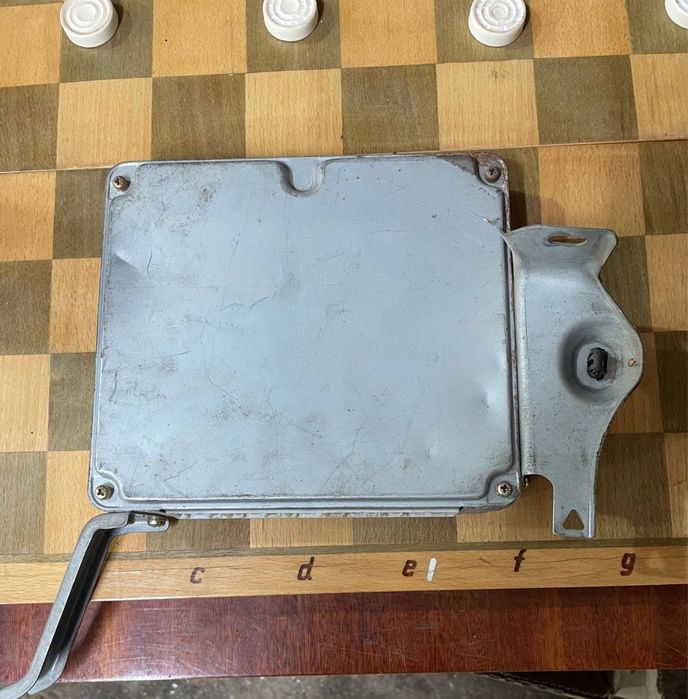 Блок управления двигателем ЕБУ Lexus Rx 300 1MZ-FE 89661-48042