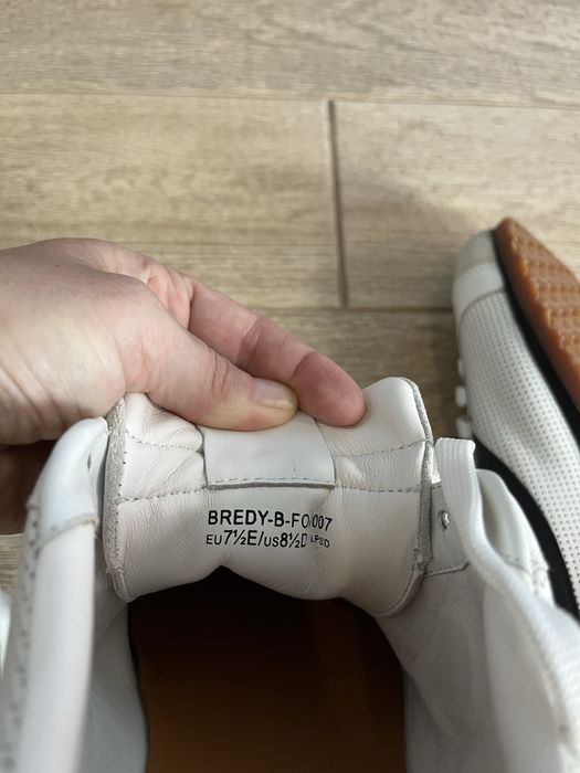 Чоловічі кеди/ кросівки шкіряні, нові, бренд BALLY, розмір 40