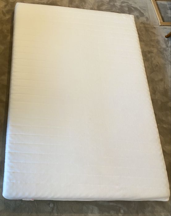 Conchao de espuma 140x200 Ikea