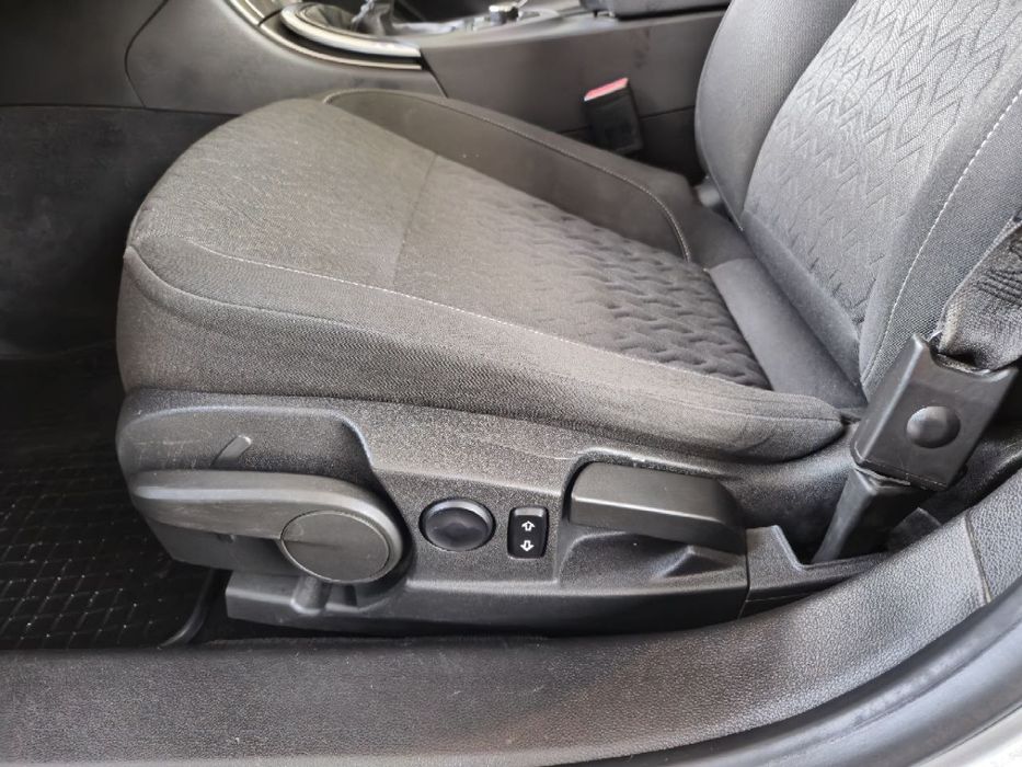 I покоління • Sports Tourer 2.0 BiTurbo CDTI МT (195 к.с.)
Джерело: ht