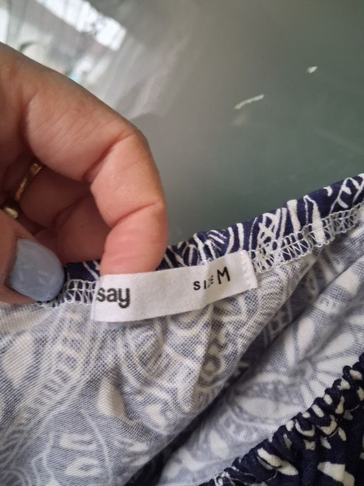 Śliczna sukienka damska Sinsay rozm.M