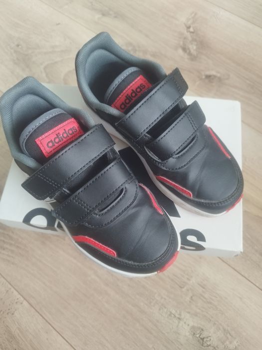 Buty sportowe Adidas 29