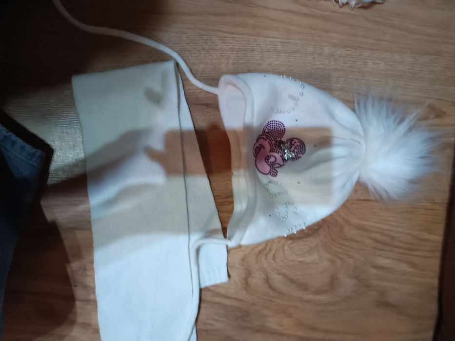 Czapka i szalik dla dziewczynki