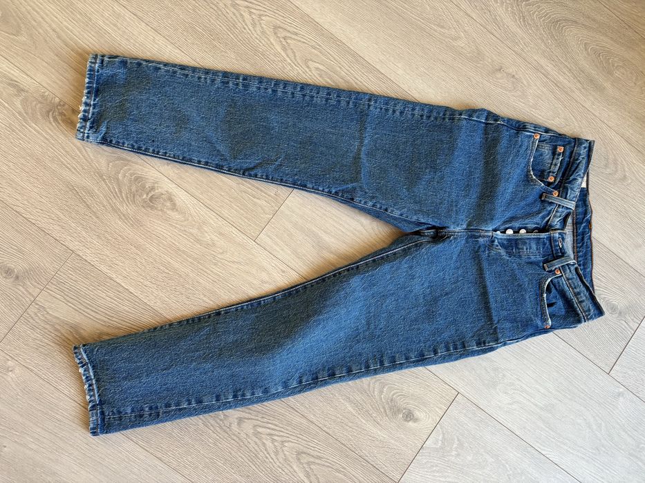 Levi’s 501 cropped NOVAS W25 L26