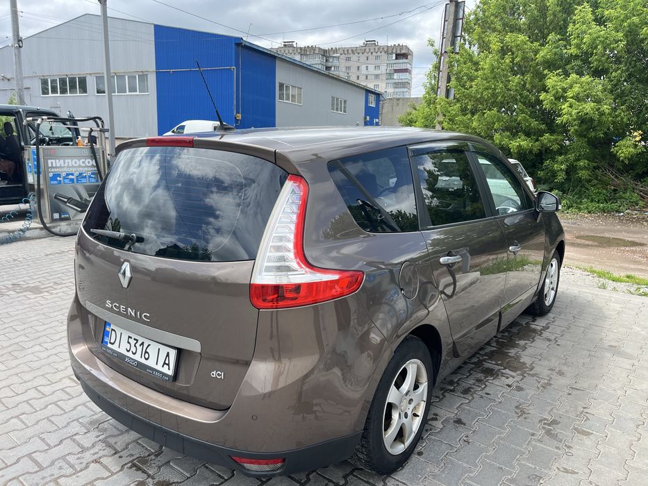 Продам авто з пробігом Renault Grand Scenic