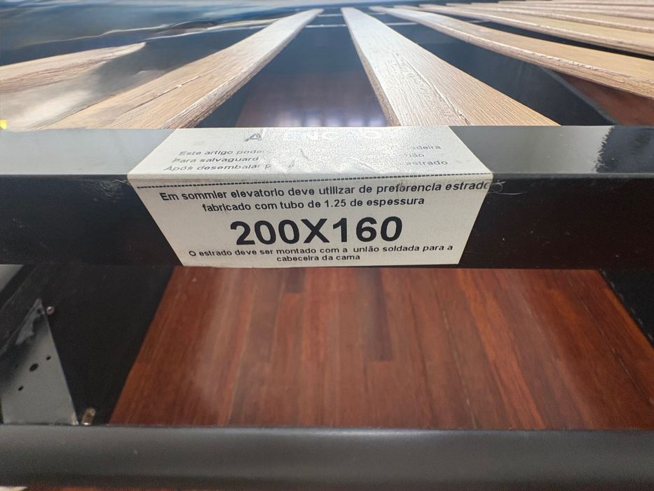 Cama de casal completa 200x160cm - Montijo