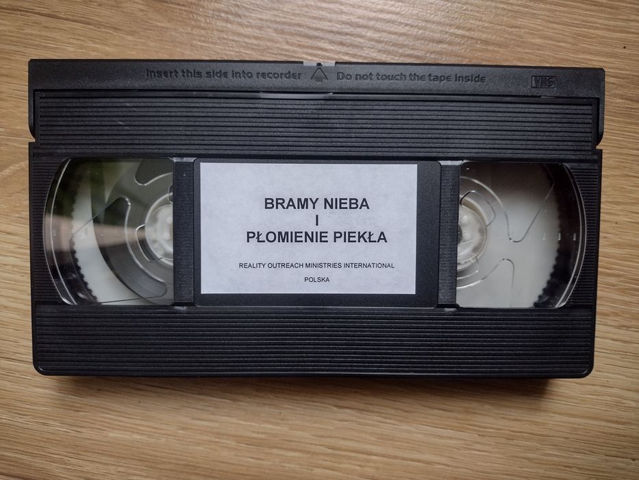 VHS "Bramy nieba i płomienie piekła"