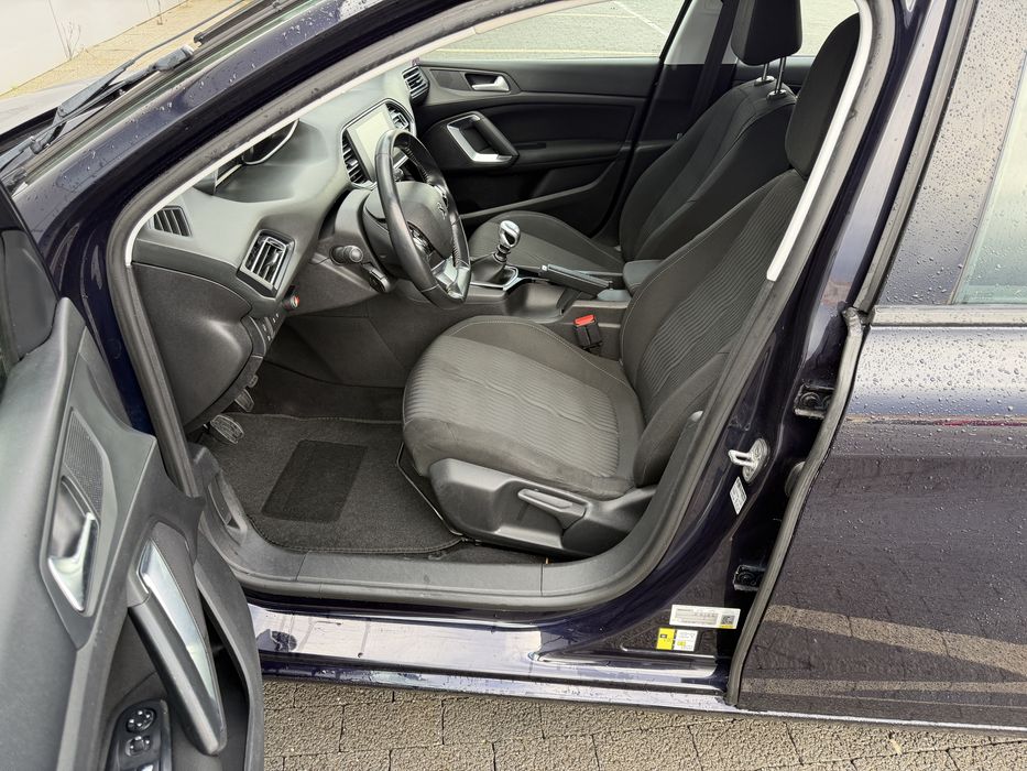 Peugeot 308 1.6 SW Full Extras BlueHDI