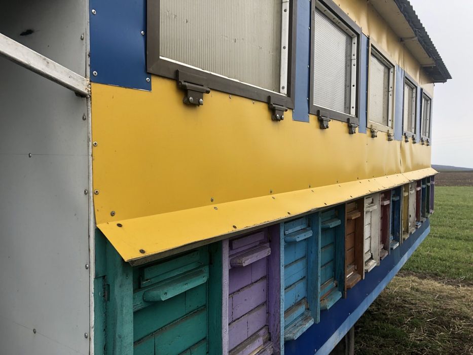 Газ52- Павільйон на ходу 28 сімей ( бджолопавільйон) Мед Бджоли вулик