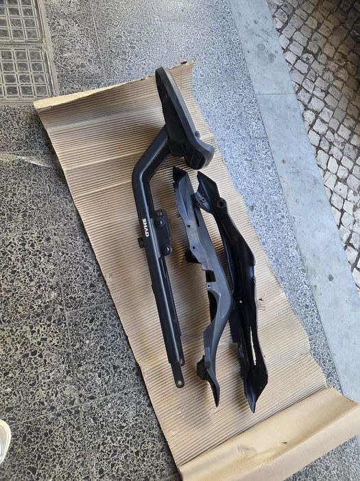 Suporte topcase mt07 SHAD
