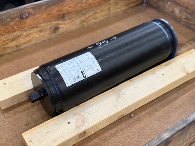 PARKER duży akumulator hydrauliczny 5.7 litra