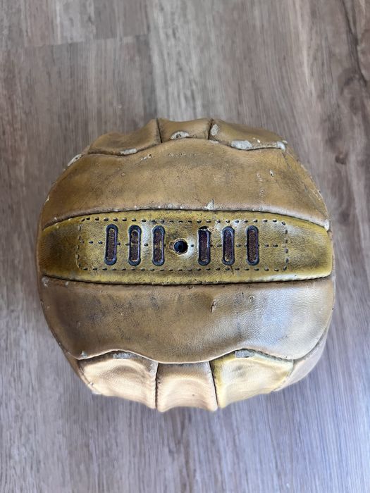 Bola retro, couro inglesa futebol MUNDO Tradicion.