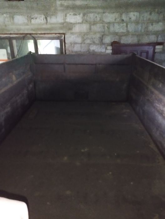 Przyczepa rolnicza 6t (pod koparki)