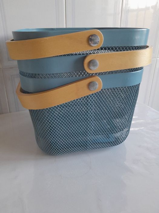 3 cestos azuis, 25 cm x 26 cm x18 cm