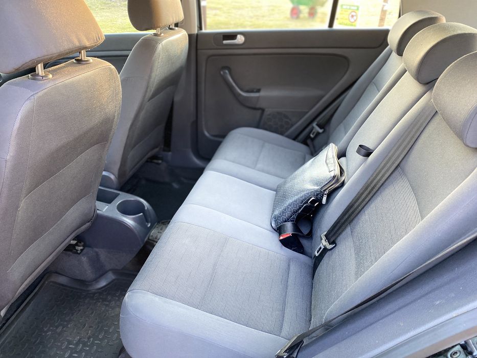 Volkswagen Golf Plus 2005 1.4 Мпі Бензин