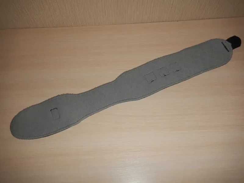 неопреновий бандаж на гомілковий суглоб