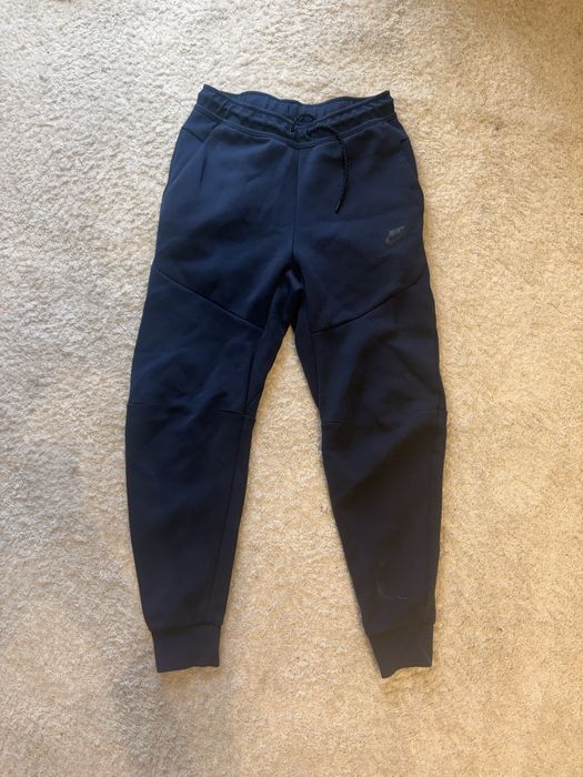 nike tech fleece pants legit