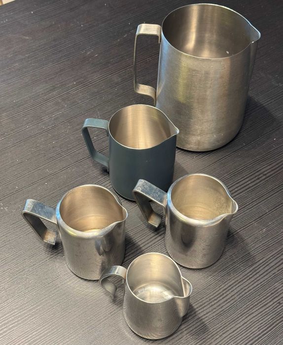 Conjunto de 2 Leiteira / Jarro para aquecer leite em inox