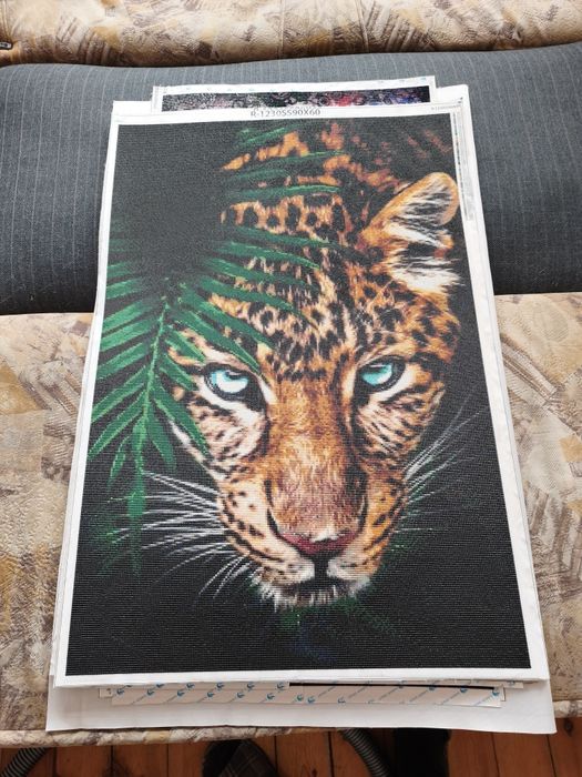 Продам готовые картины алмазная мозаика  без подрамника